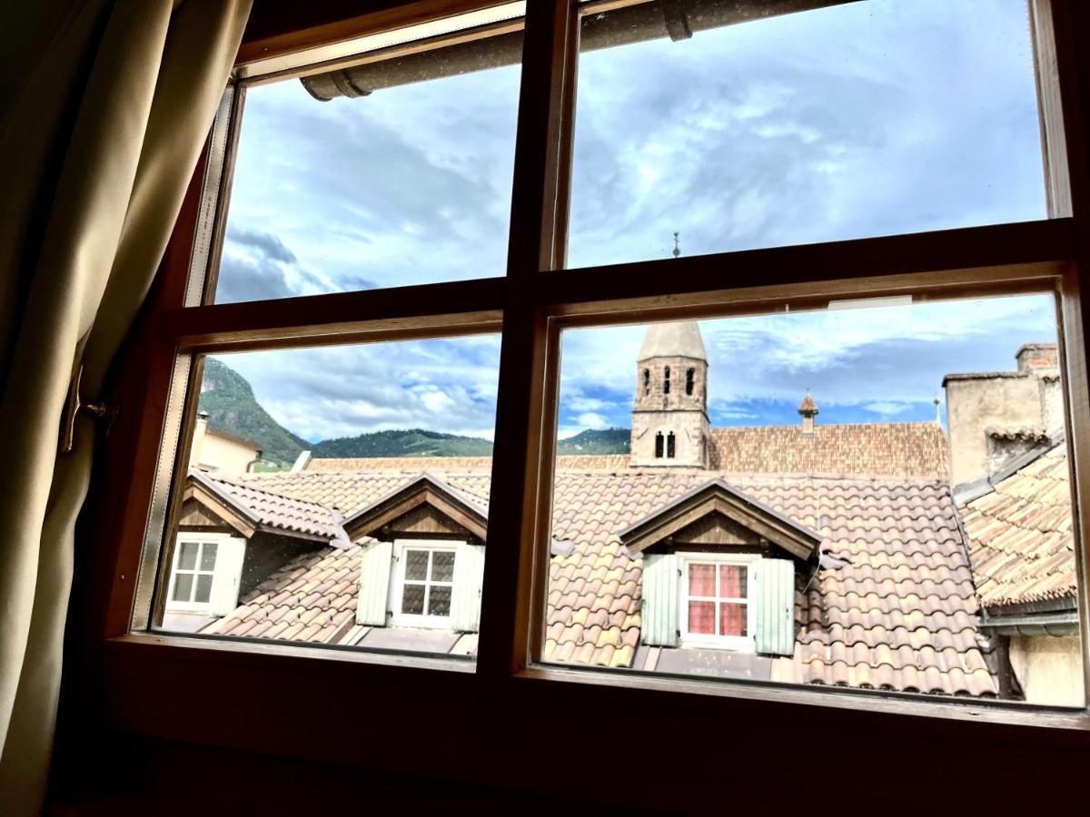 Historic Rooms And Apartments In The City Centre Of Bozen Buitenkant foto