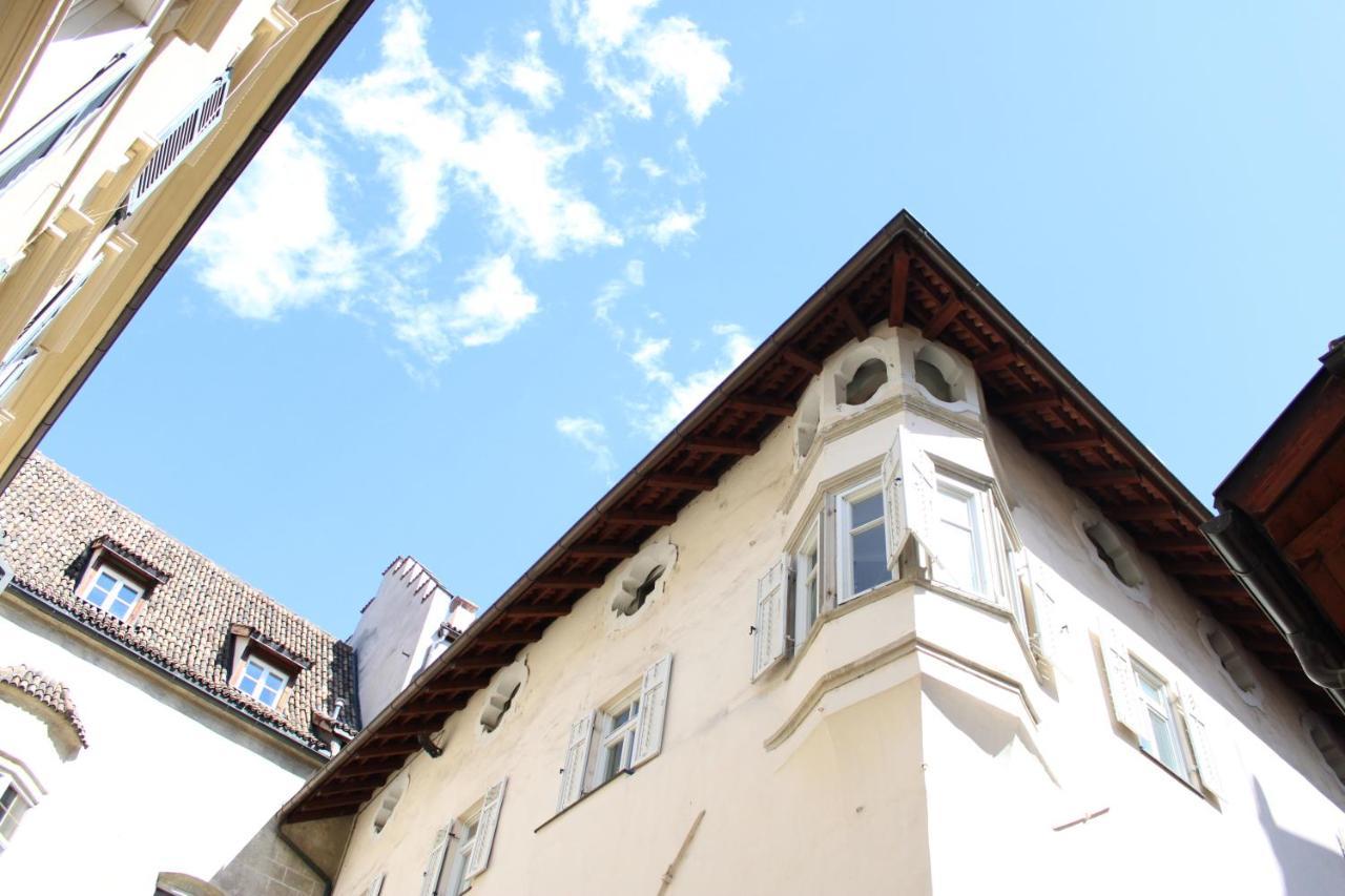 Historic Rooms And Apartments In The City Centre Of Bozen Buitenkant foto