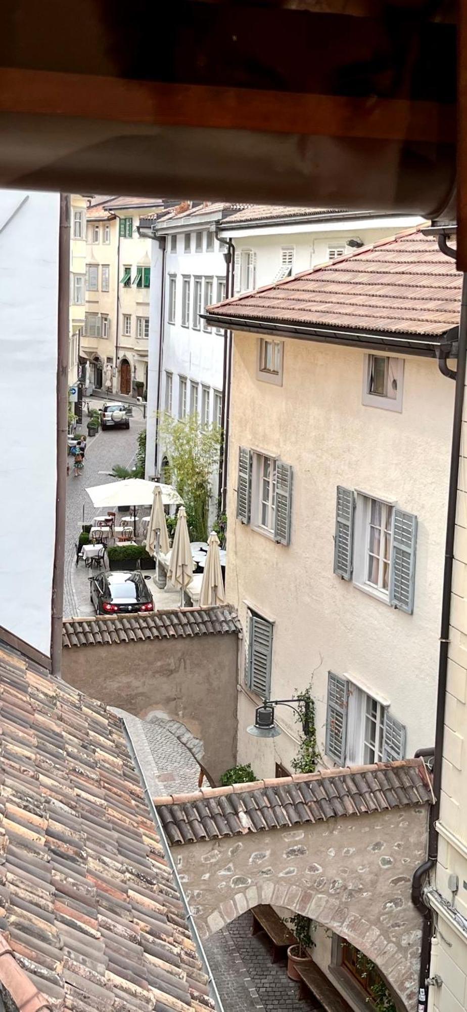 Historic Rooms And Apartments In The City Centre Of Bozen Buitenkant foto